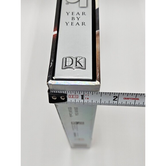 Star Wars Year by Year A Visual Chronicle Excellent Hardcover Book + 2 Prints - Picture 14 of 16